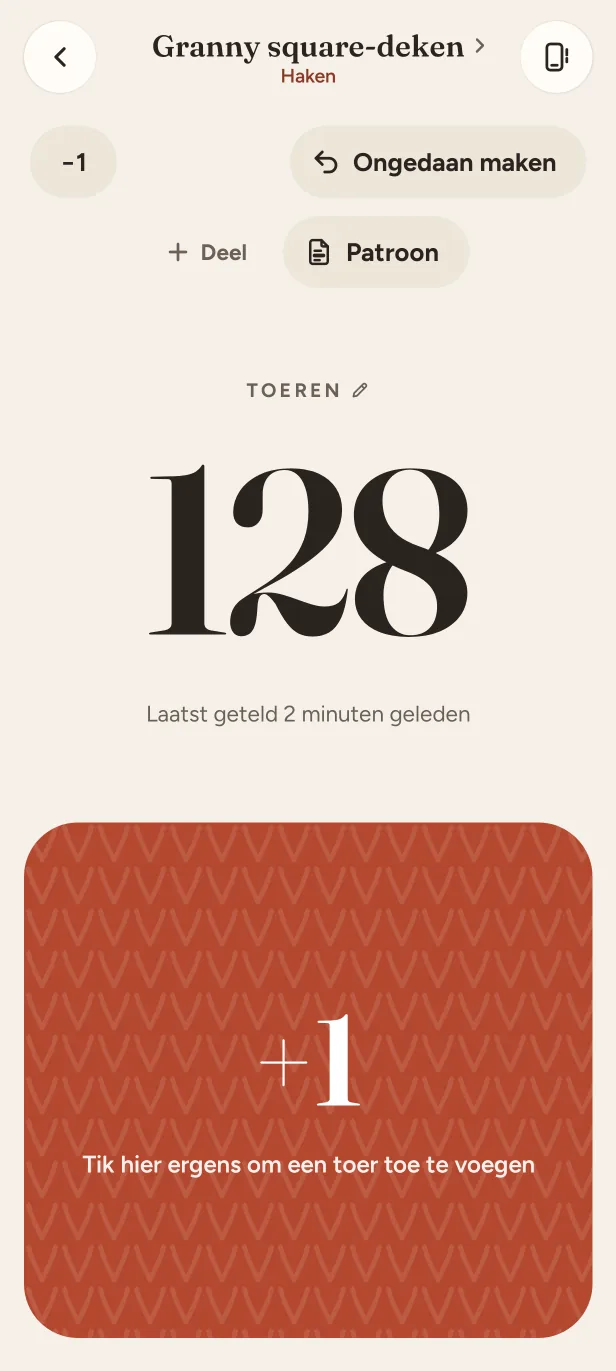 De teller van een haakproject op 128 toeren, met een groot +1-vlak.